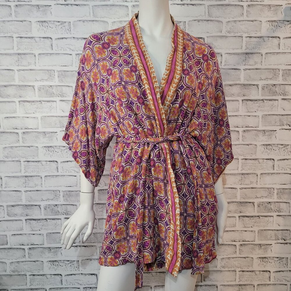Haute Hippie Geometric Reversible Belted Kimono Pockets Size Medium - Picture 3 of 6